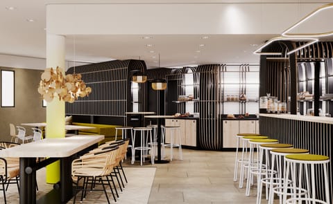 Lunch and dinner served