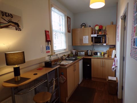 Standard Shared Dormitory, Women only | Shared kitchen | Fridge, microwave, cookware/dishes/utensils