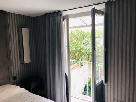 Superior Double Room, 1 King Bed | Balcony