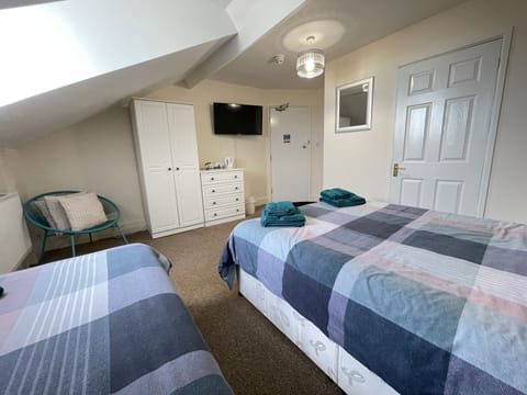 Standard Triple Room, Sea View | Free WiFi, bed sheets