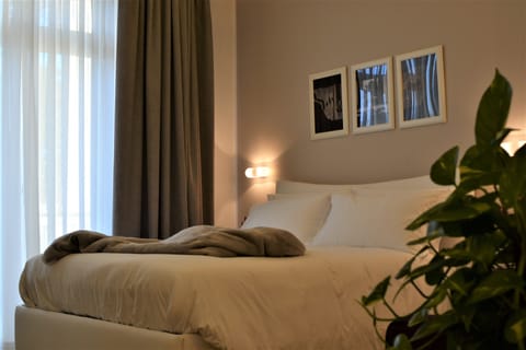 Deluxe Double Room, City View | Premium bedding, down comforters, memory foam beds, minibar