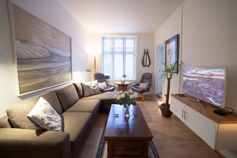 Apartment, Non Smoking | Individually decorated, individually furnished, blackout drapes