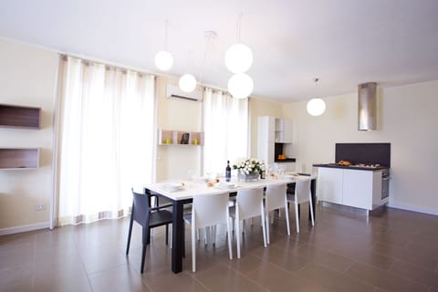 The kitchen diner. 10 guests can dine inside or alfresco the choice is yours!