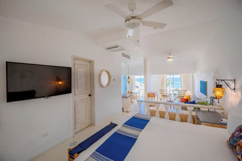 One Bedroom Oceanfront | In-room safe, individually decorated, individually furnished, desk