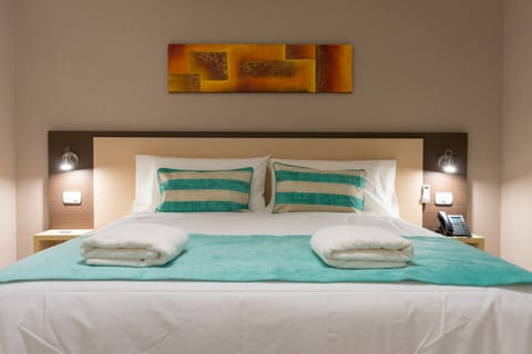 Classic Double Room | Premium bedding, down comforters, pillowtop beds, minibar