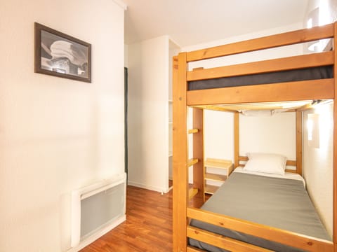 Appartement 2 rooms 6 persons | Soundproofing, cribs/infant beds, free WiFi