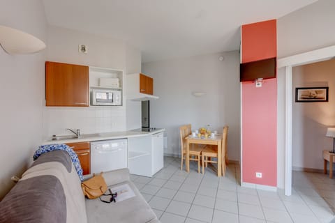 Cabin studio 4 pax Sea view  | Private kitchen | Fridge, microwave, stovetop, dishwasher