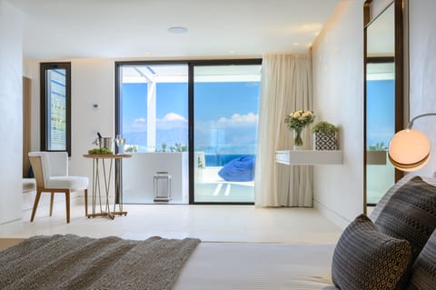 Junior Suite, Hot Tub, Sea View | Premium bedding, Select Comfort beds, in-room safe