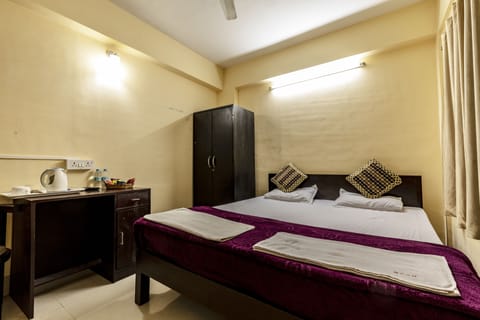 Standard Non AC Room | Free WiFi, bed sheets