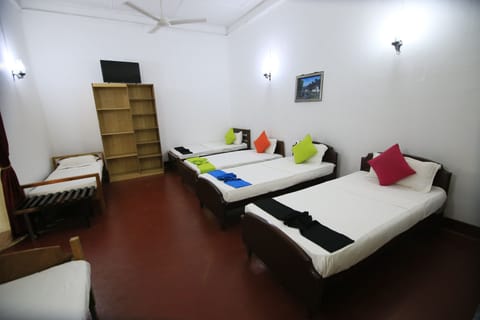 Basic Shared Dormitory, 1 Twin Bed, Non Smoking | Blackout drapes, iron/ironing board, free WiFi, bed sheets