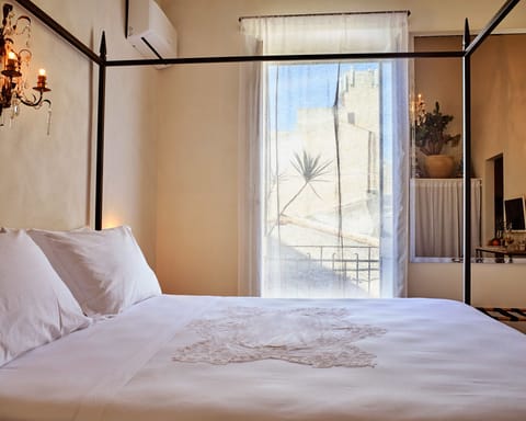 Double Room, Balcony, City View | Egyptian cotton sheets, premium bedding, down comforters, in-room safe