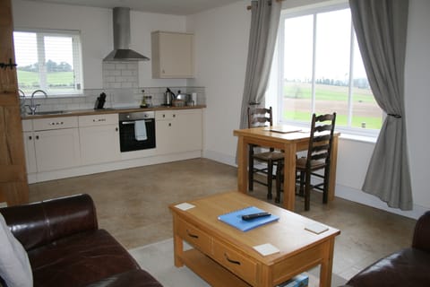 Cottage, 1 Bedroom (Monkey Puzzle) | Private kitchen | Fridge, microwave, stovetop, coffee/tea maker