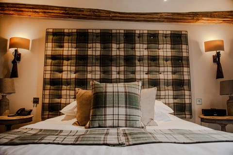 Hunters Lodge | Egyptian cotton sheets, premium bedding, pillowtop beds