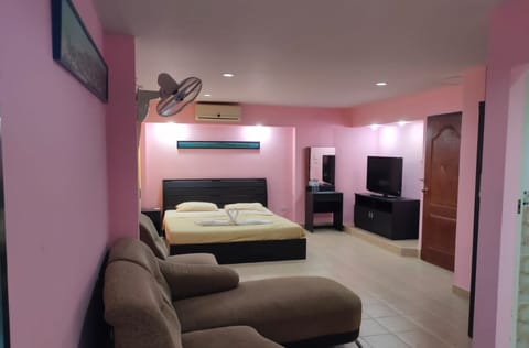 Superior Double Room, 1 King Bed, City View | In-room safe, desk, free WiFi, bed sheets