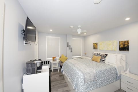 Aspen Room | Premium bedding, memory foam beds, individually decorated