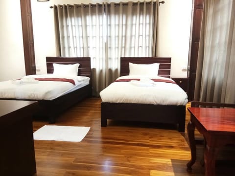 Deluxe Twin Room | Blackout drapes, soundproofing, free WiFi, bed sheets