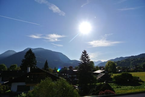 Top floor apartment in a prime location with a magnificent view Apartment in Garmisch-Partenkirchen