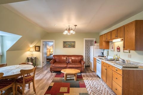 Living Room & Kitchen