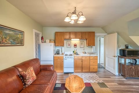 Living Room & Kitchen