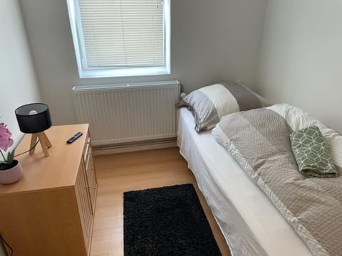 Free WiFi, bed sheets, wheelchair access