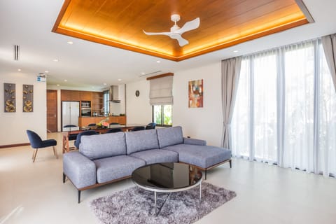 4-Bedroom Villa with Private Pool | Living area | 32-inch flat-screen TV with satellite channels, LED TV
