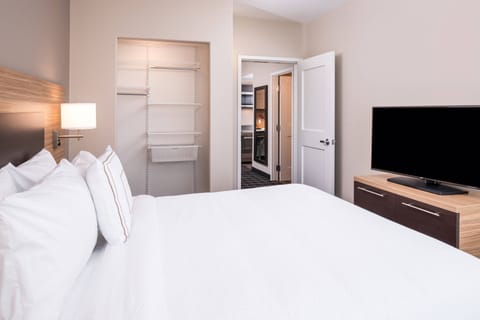 Suite, 1 Bedroom | Individually furnished, desk, laptop workspace, blackout drapes