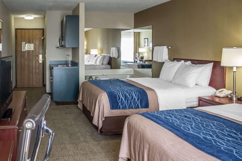 Suite, 2 Queen Beds, Non Smoking, Hot Tub | In-room safe, blackout drapes, iron/ironing board