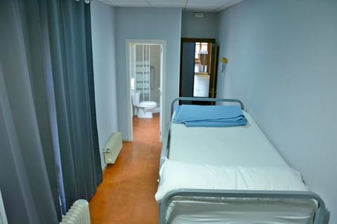 Bed in 4-Bed Mixed Dormitory Room (1) | Free WiFi, bed sheets