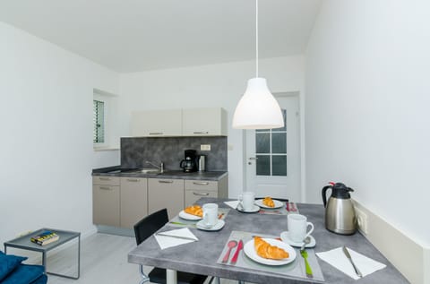 Deluxe Apartment, 1 Bedroom, Terrace, Sea View | Private kitchenette | Fridge