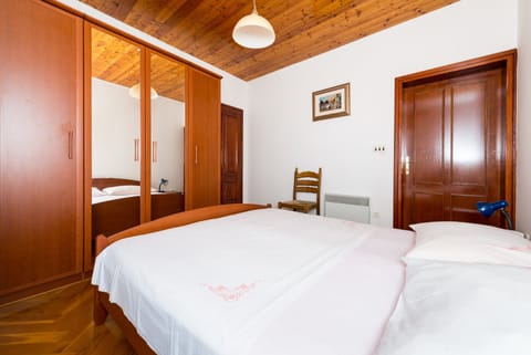 Standard Double Room, Terrace, Partial Sea View | Free WiFi, bed sheets