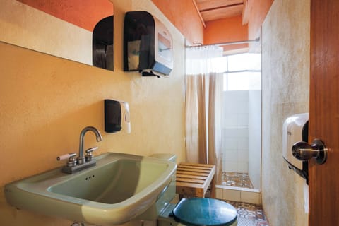 Compact Private Room, Shared Bathroom | Bathroom | Shower