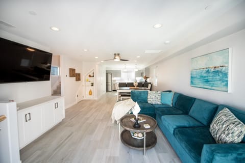 2nd floor living room, dining room, kitchen