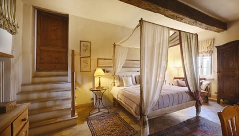 Deluxe Double Room (Margherita) | Down comforters, individually decorated, individually furnished