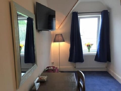 Budget Double Room | Free WiFi, bed sheets