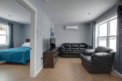 Duplex, 1 Bedroom, Non Smoking | Living area | Smart TV, Netflix, pay movies