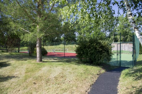 Sport court