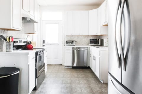 Kitchen has stainless steel appliances & is fully stocked!