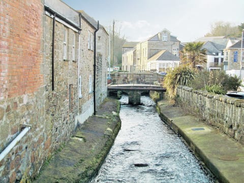 Harbour Lights, Newlyn, nr. Penzance