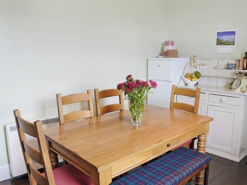 Kitchen/diner | The Cottage, Garlieston, Newton Stewart