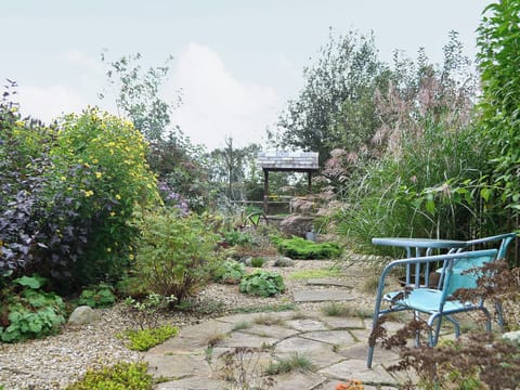 Garden | Pant-y-Bryn Bach, Llandovery