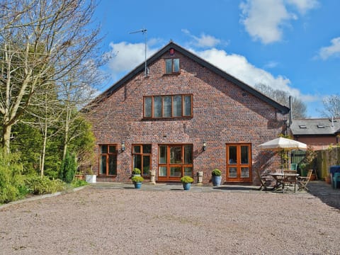 Exterior | Fenn House, Alvechurch