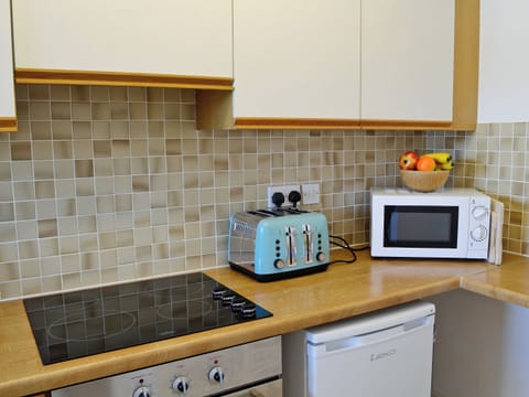 Well equipped kitchen | Hindscarth, Keswick