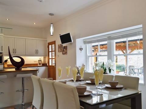 Kitchen/diner | Ladybird Cottage, Scaniport, nr. Inverness