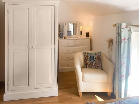 Twin bedroom | Fawn Lea Cottage, Staindrop, near Barnard Castle