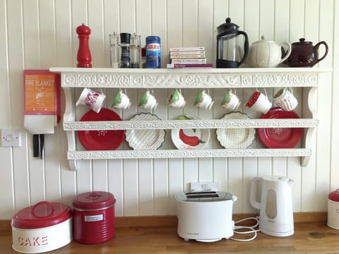 Kitchen/diner | Owl Cottage, Lothmore, Helmsdale