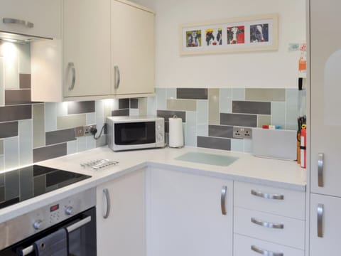 Fully appointed kitchen | Deja Vu, Bowness-on-Windermere