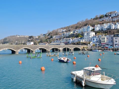 Looe harbour | Watersmeet, Looe