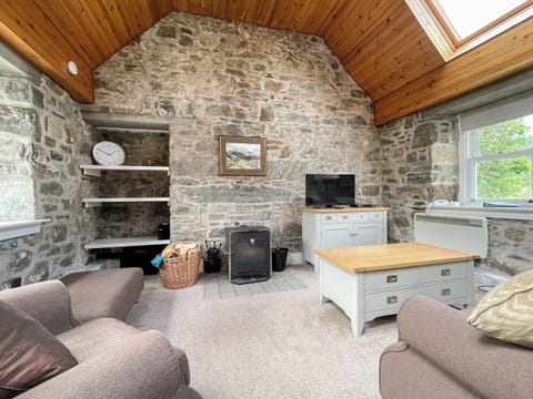 Living area | Glacour Studio - Strathconon Cottages, Strathconon, Muir of Ord