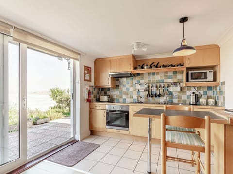 Kitchen and entrance | Studio Sea Urchin, Carbis Bay, near St Ives