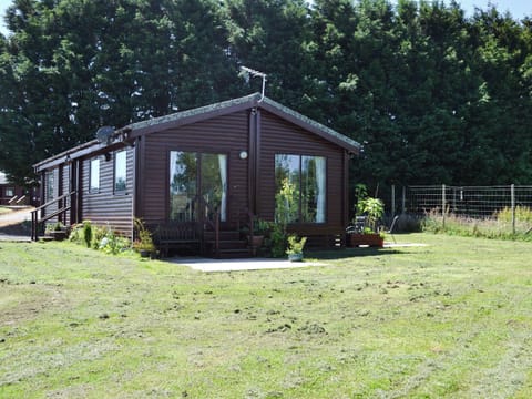 Scandinavian-style, detached lodge | Lodge 46, Woolsery, near Bideford
